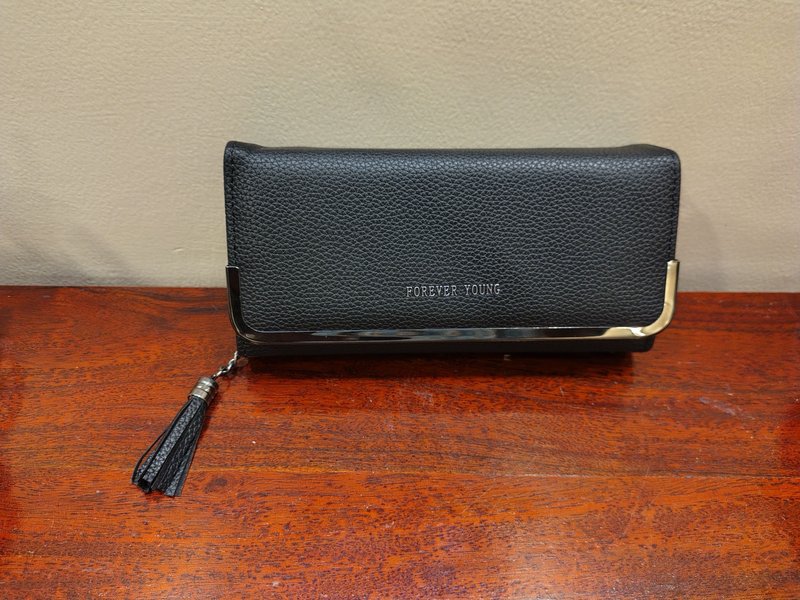 Clutch — Chic Purses by Abhas Creations