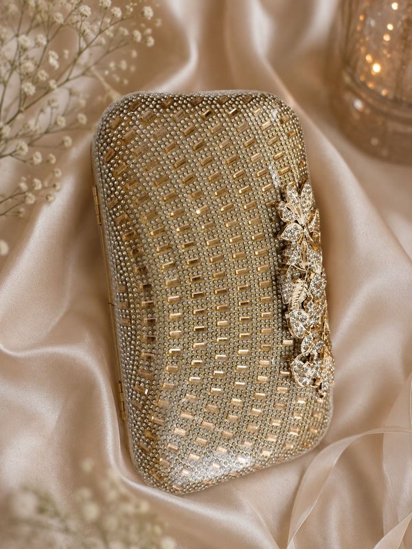 Elegant golden purse — Chic Purses by Abhas Creations