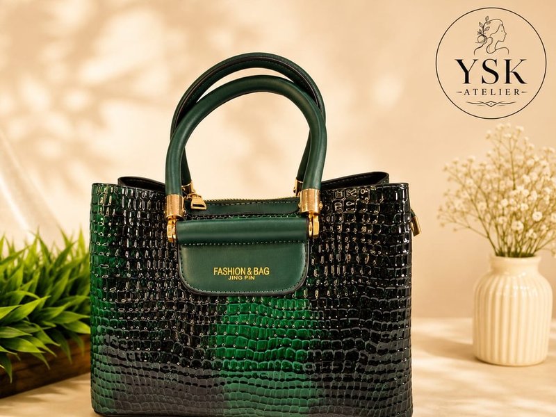 CROCODILE STRUCTURED BAG — Ysk Atelier