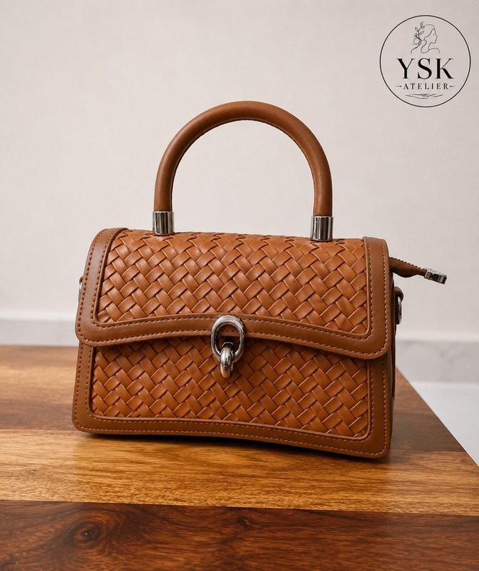 CHIC WEAVE TOP HANDLE — Ysk Atelier