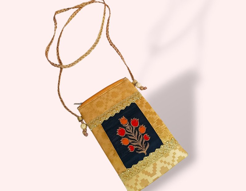 Handmade Handbag (Sample) — Dafy Designs